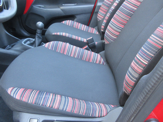 Foto 9 van Citroen C1 1.0 e-VTi Airscape Feel, Cruise, Stoelverw. Airco, Vouwdak, APK 6-27