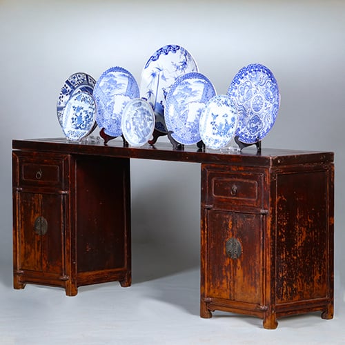 Foto 8 van Smalle lange wandtafel of sideboard  massief iepenhout prachtige patina ca 1890