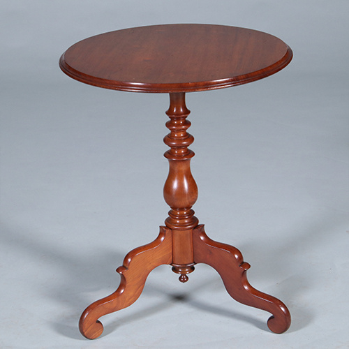 Foto 10 van Ronde Willem III wijntafel op driesprant met geprofileerd blad ca 1860