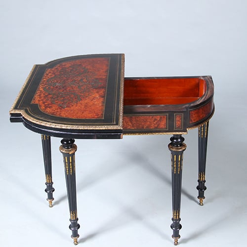 Foto 8 van Bijzonder fraaie wandtafel in wortelnoten met ebben en brons beslagen Boulle stijl ca 1910
