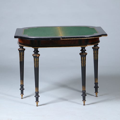 Foto 5 van Bijzonder fraaie wandtafel in wortelnoten met ebben en brons beslagen Boulle stijl ca 1910
