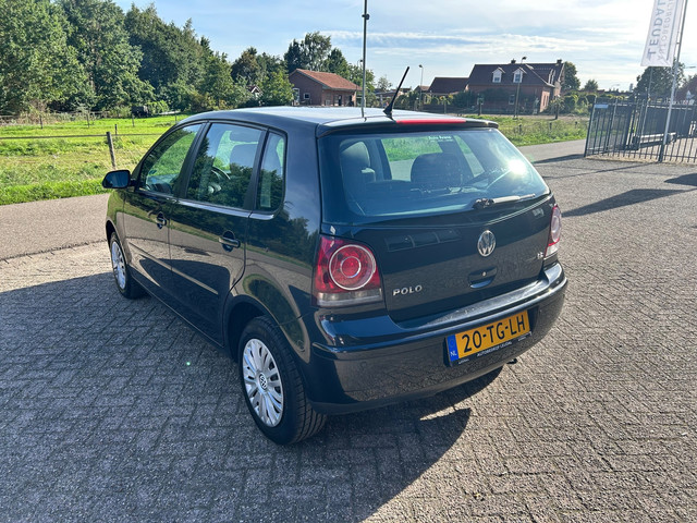 Foto 6 van Volkswagen Polo 1.4-16V Optive // Airco // Automaat // APK
