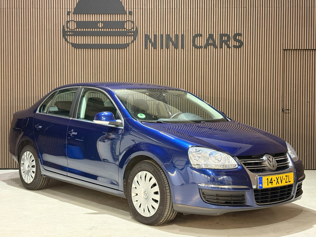 Foto 3 van Volkswagen Jetta 1.6 Comfortline cruise control bluetooth airco NAP