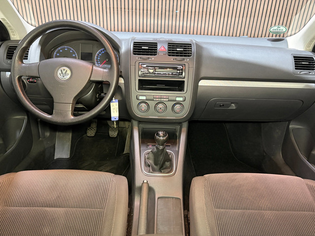 Foto 10 van Volkswagen Jetta 1.6 Comfortline cruise control bluetooth airco NAP