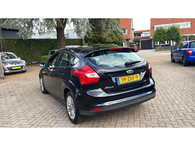 Foto 4 van Ford Focus 1.0 EcoBoost Trend 2013-NAP-Airco-Velgen-APK 2027