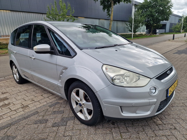 Foto 3 van Ford S-Max 2.0-16V, Apk, Nap, Goed rijdend, Inruil mogelijk.