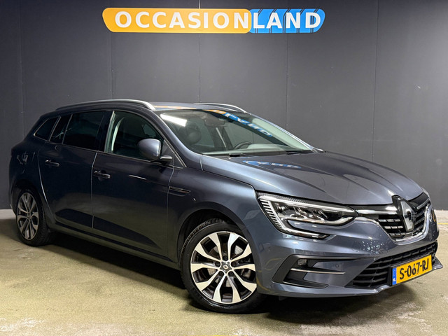 Foto 9 van Renault Mégane Estate 1.6 E-Tech Plug-In Hybrid 160 Techno |CAM|CARPLAY|LED|CLIMATE|TREKH|LEDER|LANE