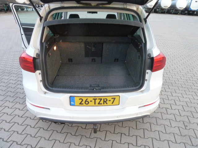 Foto 3 van Volkswagen Tiguan 1.4 TSI Sport&Style