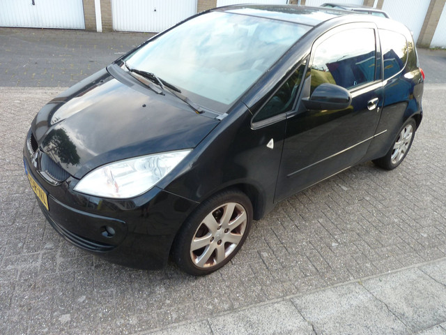 Foto 2 van Mitsubishi Colt 1.3 Heartbeat