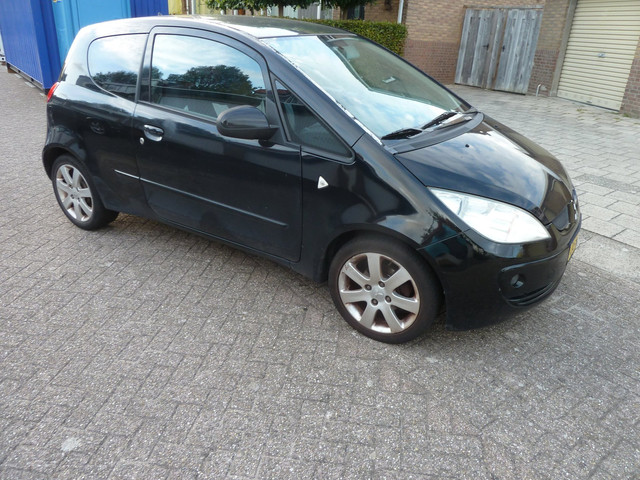 Foto 9 van Mitsubishi Colt 1.3 Heartbeat