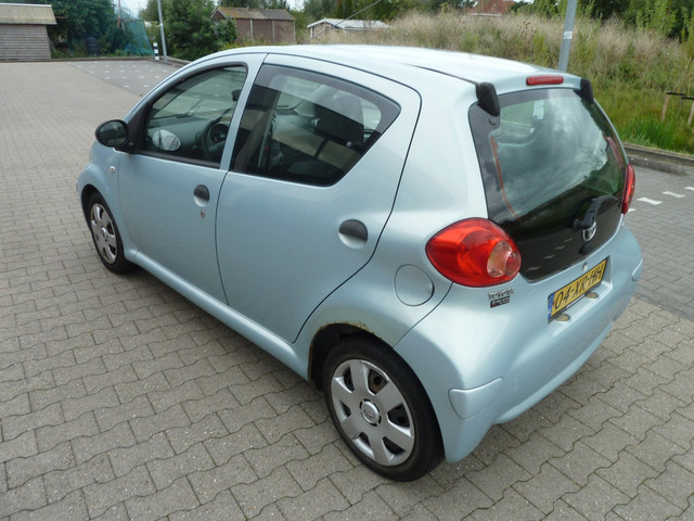 Foto 5 van Toyota Aygo 1.0-12V