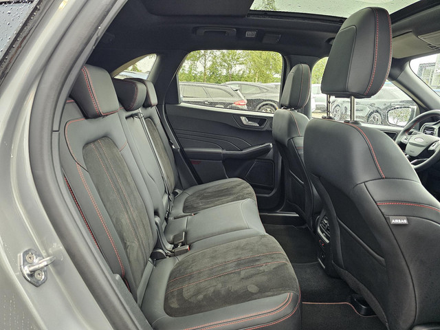 Foto 8 van Ford Kuga 2.5 PHEV ST-Line X | Panoramadak | Wegklapbare trekhaak | Head up Display | AGR-stoelen |