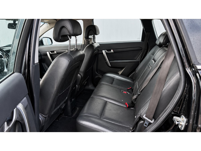 Foto 7 van Chevrolet Captiva 2.4 Intro Edition 2WD | Carplay | Trekhaak