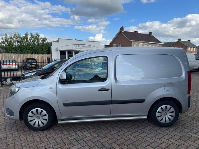 Foto 4 van Mercedes-Benz Citan 108 CDI BlueEFFICIENCY navigatie camera airco cruise controle elektrische pakket