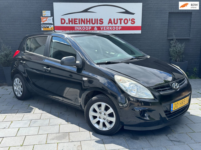 Foto 2 van Hyundai I20 1.2i ActiveVersion RIJD GOED & ZUINIG.