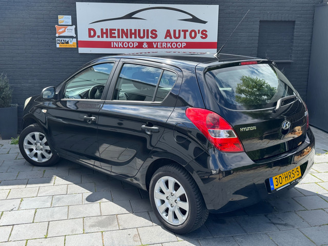 Foto 3 van Hyundai I20 1.2i ActiveVersion RIJD GOED & ZUINIG.