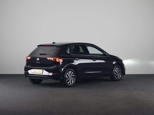 Foto 9 van Volkswagen Polo 1.0 TSI Life Edition 95 pk | Verlengde garantie | Navigatie via App | Parkeersensore