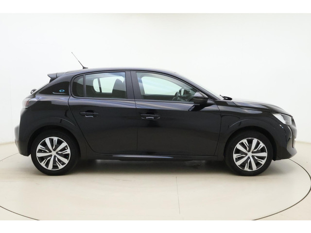 Foto 11 van Peugeot e-208 EV Active 50 kWh 3-Fase | Navigatie via Apple Carplay/Android Auto | Cruise Control |