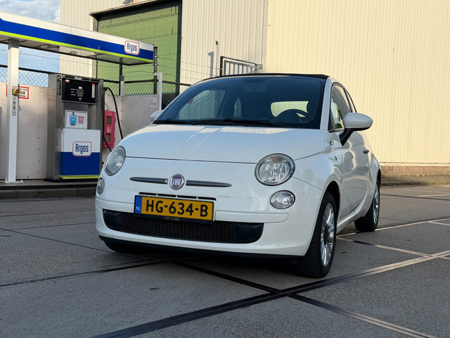 Foto 4 van Fiat 500 0.9 TwinAir by Gucci Cabrio Airco/Pdc APK