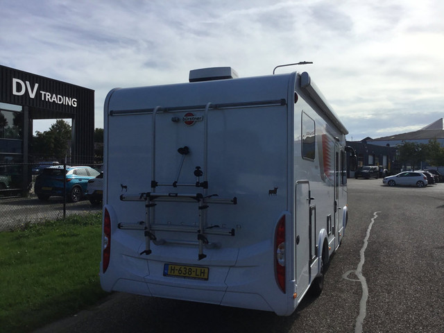 Foto 11 van Buerstner LYSEO T 690G AUTOMAAT