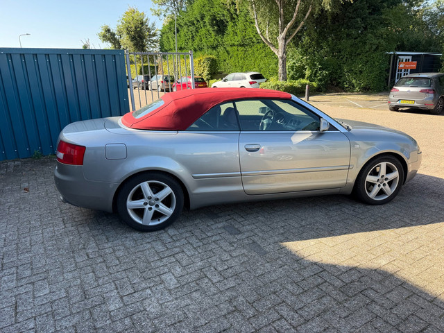Foto 9 van Audi A4 Cabriolet Audi A4 Cabriolet 2.4 V6 Exclusive Automaat Inruil Mogelijk