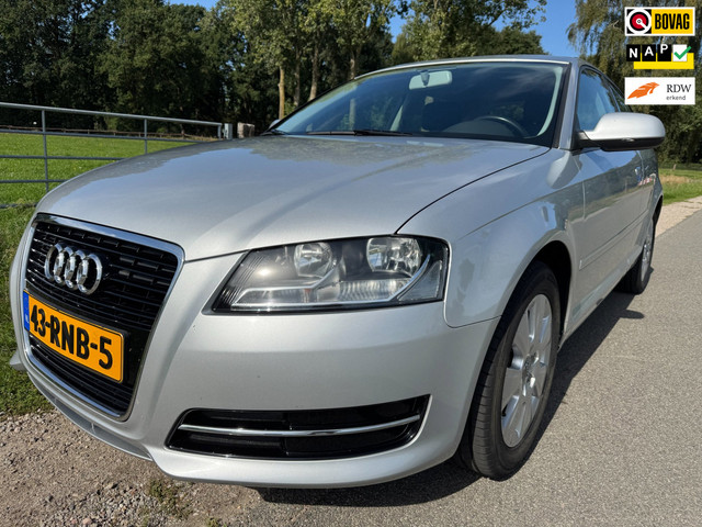 Foto 2 van Audi A3 1.2 TFSI Style DEALER onderhouden|Nieuwe distributie