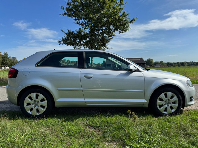 Foto 3 van Audi A3 1.2 TFSI Style DEALER onderhouden|Nieuwe distributie