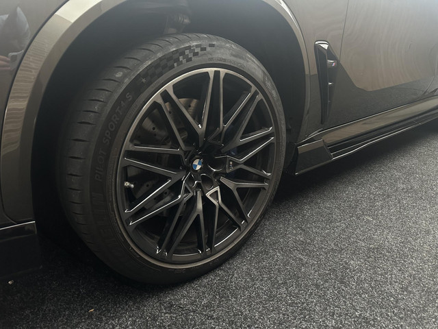 Foto 6 van BMW X5 M Competition Pano| Harman kardon| Head up