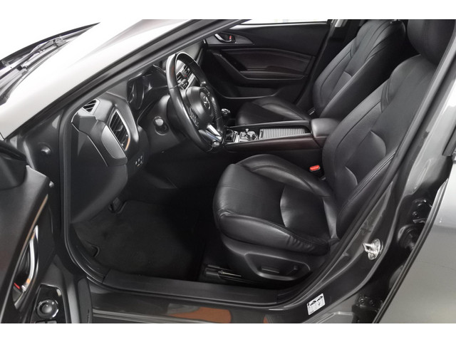 Foto 6 van Mazda 3 2.0 120pk GT-M