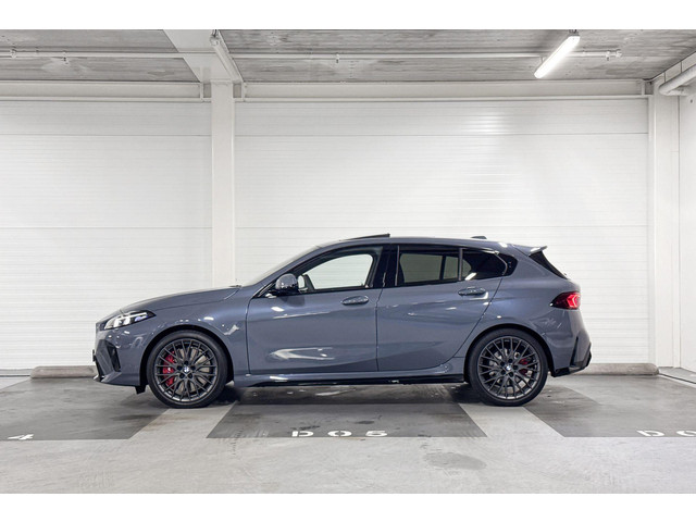 Foto 4 van BMW 1 Serie 120 M Sport Design Edition Panoramadak | Harman Kardon