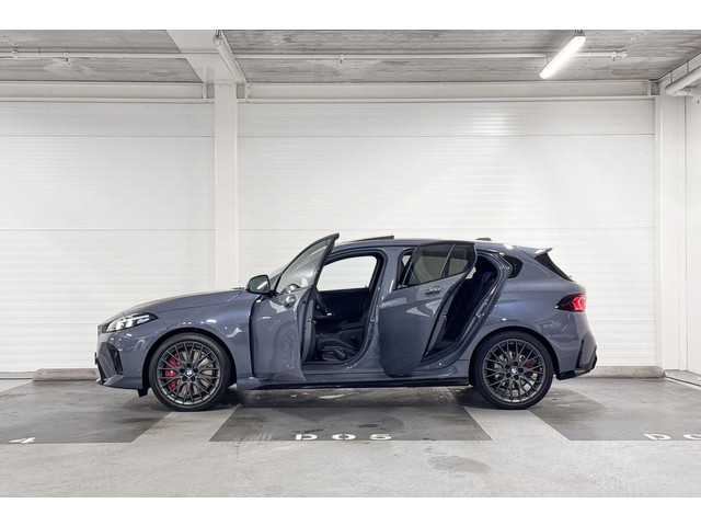 Foto 5 van BMW 1 Serie 120 M Sport Design Edition Panoramadak | Harman Kardon