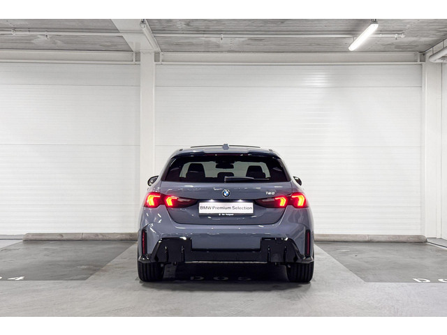 Foto 9 van BMW 1 Serie 120 M Sport Design Edition Panoramadak | Harman Kardon