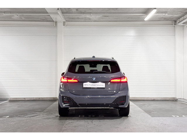 Foto 9 van BMW 2 Serie Active Tourer 225e xDrive M Sport | driving Assistent prof.