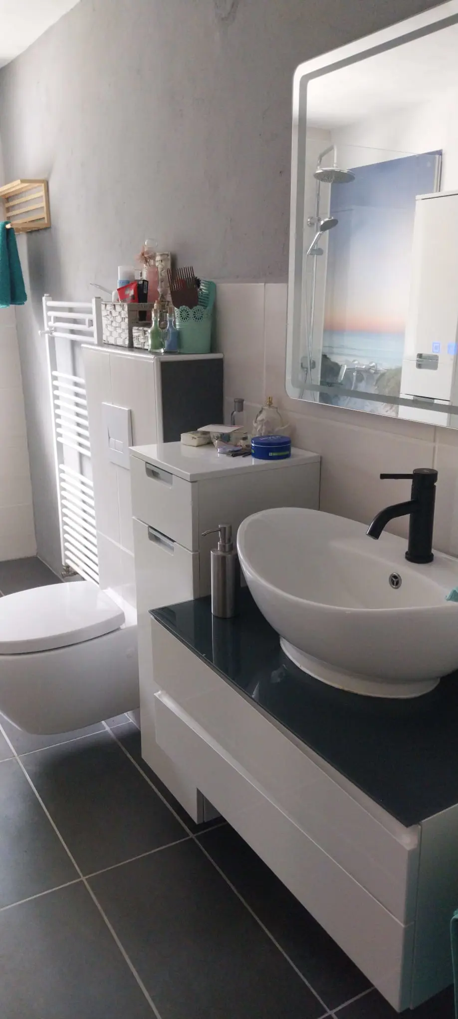Foto 3 van Hotel met 7 kamers, privéwoning en 6.300 m² grond in Windhagen Duitsland