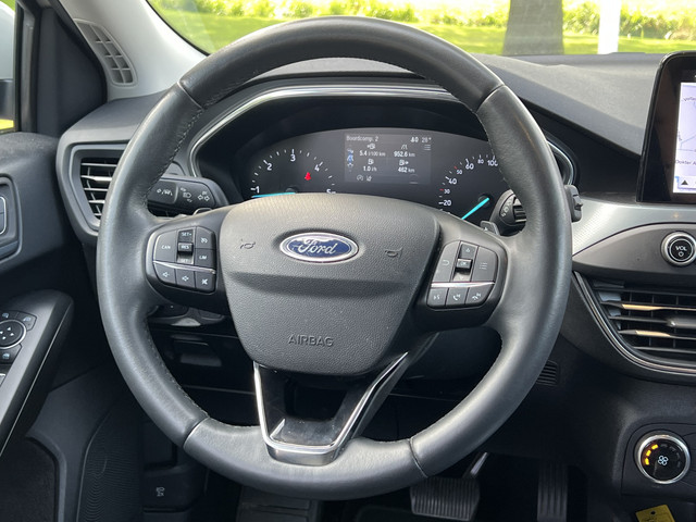 Foto 2 van Ford FOCUS Wagon 1.5 EcoBlue Active | Winter pack! | Camera | Apple Carplay