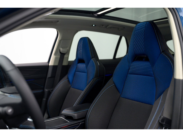 Foto 8 van Lynk & Co 01 1.5 261PK Plug-in Hybrid *360 Camera Pano/dak Apple/Carplay Adaptive/Cruise