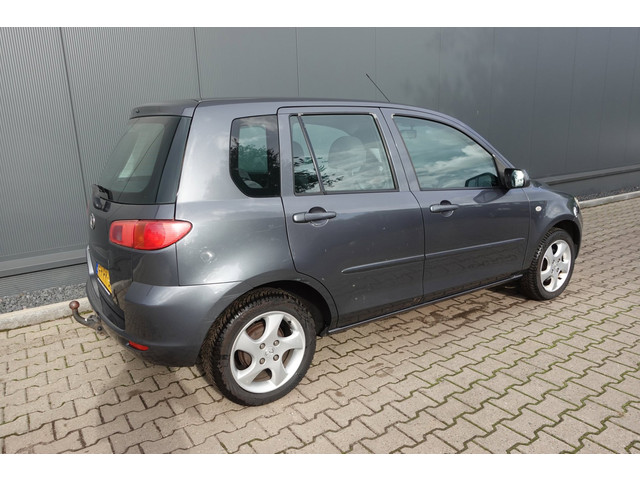 Foto 3 van Mazda 2 1.4 Sportive AIRCO