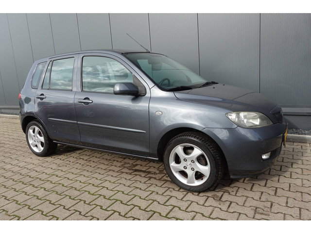 Foto 2 van Mazda 2 1.4 Sportive AIRCO
