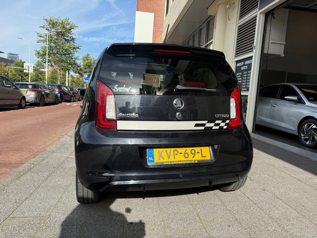 Foto 9 van Skoda CITIGO 1.0 Monte Carlo 2018 Panorama PDC Navi