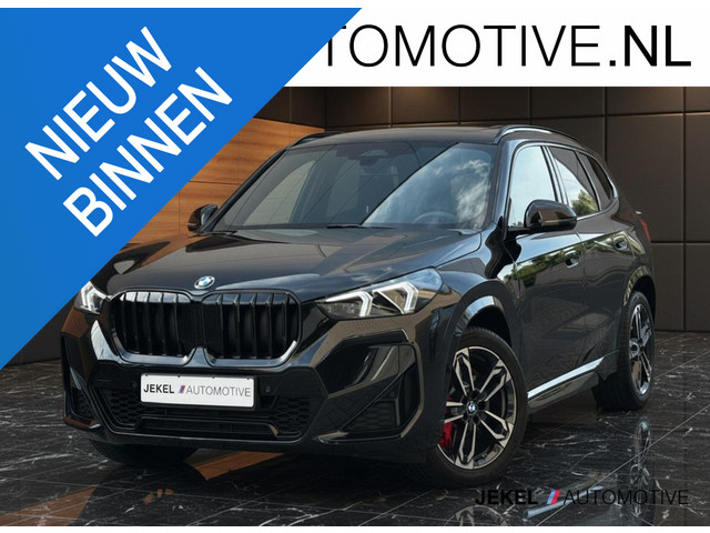 Foto 11 van BMW X1 sDrive18i M-Sport Pro, Panoramadak, 19" LM velgen, Key less. Apple Carplay, enz