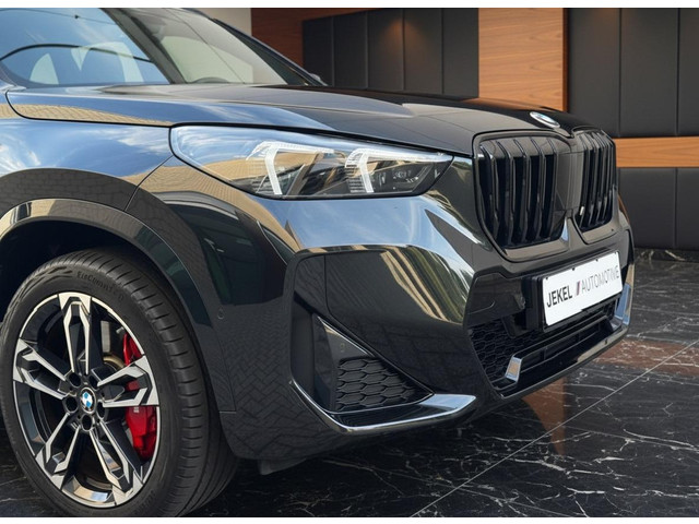 Foto 7 van BMW X1 sDrive18i M-Sport Pro, Panoramadak, 19" LM velgen, Key less. Apple Carplay, enz