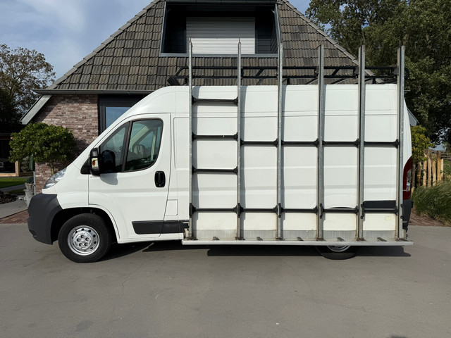 Foto 11 van Peugeot Boxer 335 2.2 Glaswagen HDI L2H2