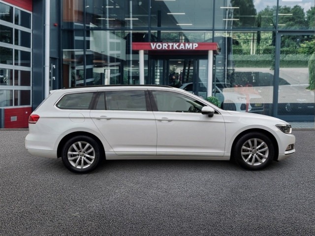 Foto 7 van VOLKSWAGEN PASSAT VARIANT 1.4 TSI COMFORTLINE TREKHAAK/NAVI/PDC/CRUISE