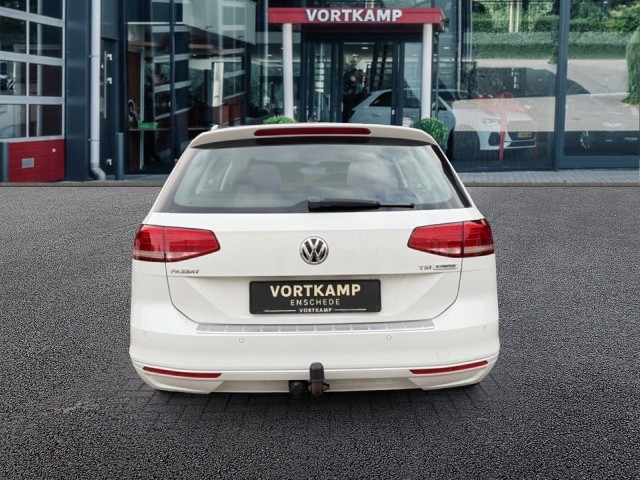 Foto 5 van VOLKSWAGEN PASSAT VARIANT 1.4 TSI COMFORTLINE TREKHAAK/NAVI/PDC/CRUISE