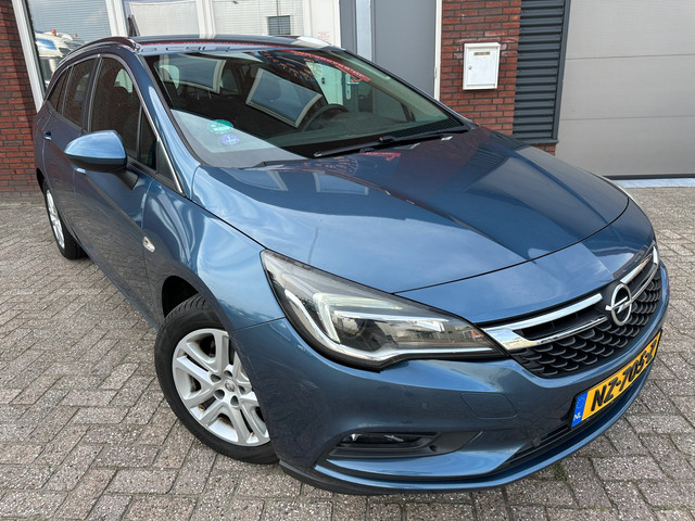 Foto 3 van Opel Astra Sports Tourer 1.4 Online Edition / Navi / Camera / PDC / DAB / NAP / Cruise