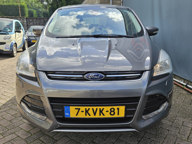 Foto 9 van Ford Kuga 1.6 Titanium NAVI PDC TEL LM LEER TREKHAAK