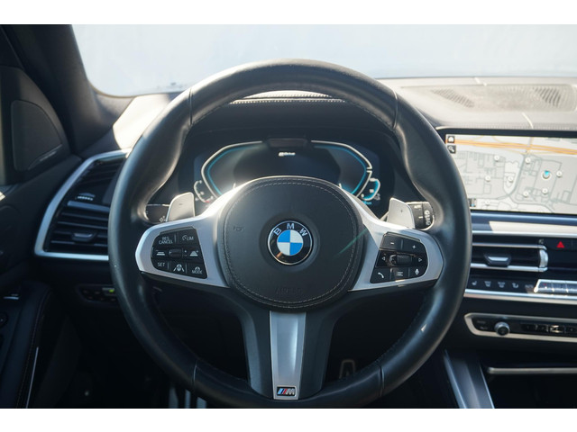 Foto 3 van BMW X5 xDrive45e M Sportpakket | Panoramadak | Active Steering | Harman Kardon | Head-Up Display | D