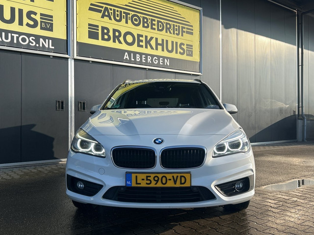 Foto 4 van BMW 2 Serie Gran Tourer 218i Luxury 7p. (bj 2015)