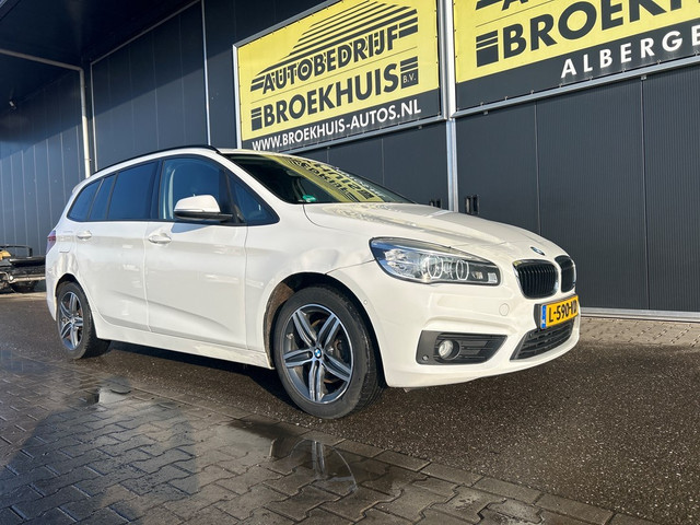 Foto 8 van BMW 2 Serie Gran Tourer 218i Luxury 7p. (bj 2015)