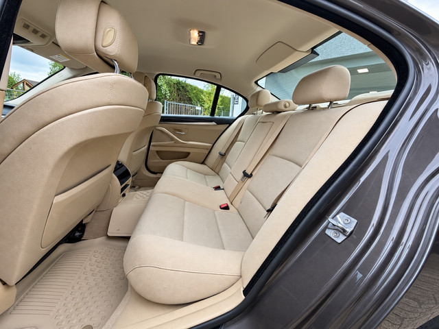 Foto 7 van BMW 5-serie 523i 204PK_Xenon_Led_Trekhaak